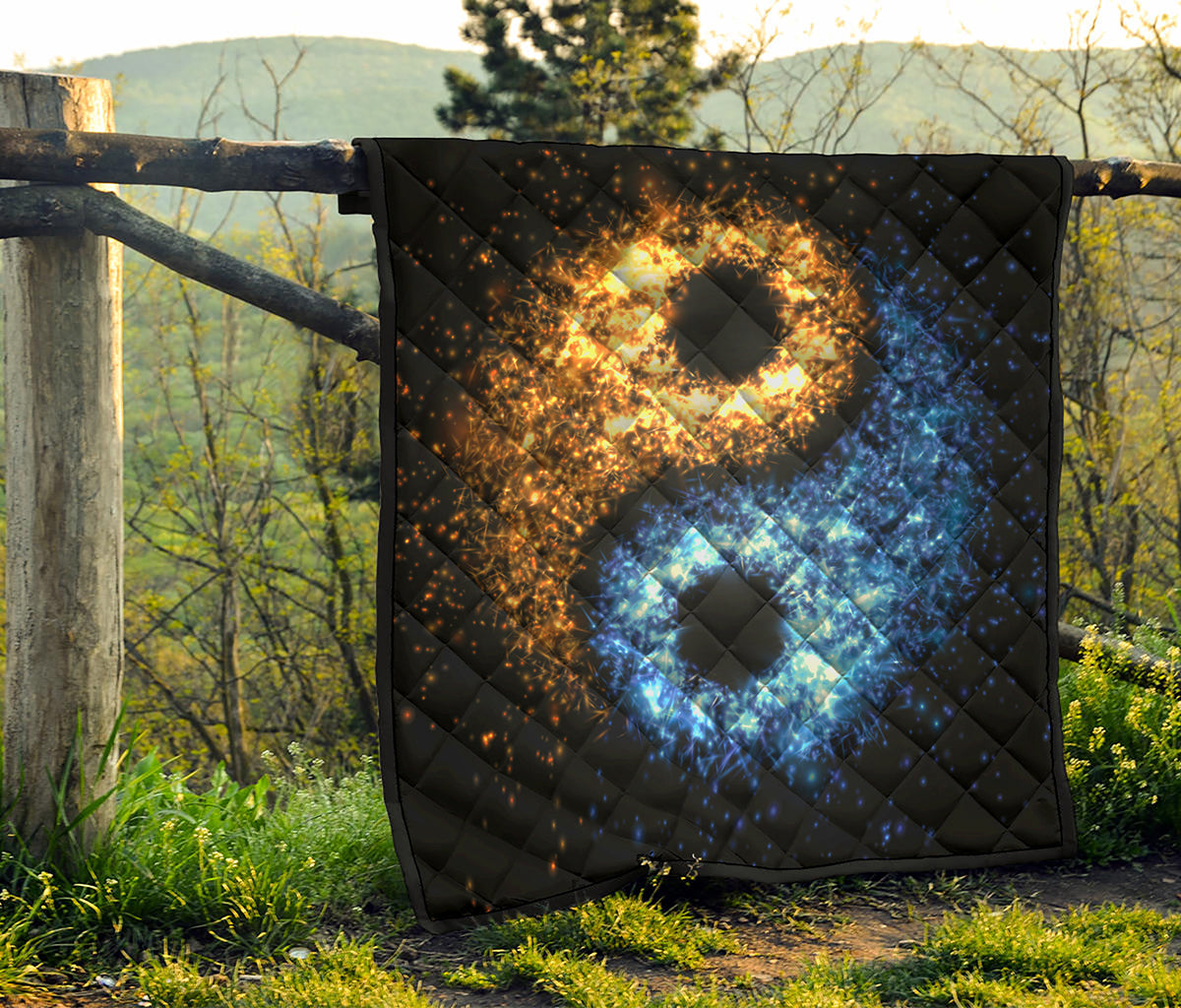 Fire And Ice Sparkle Yin Yang Print Quilt