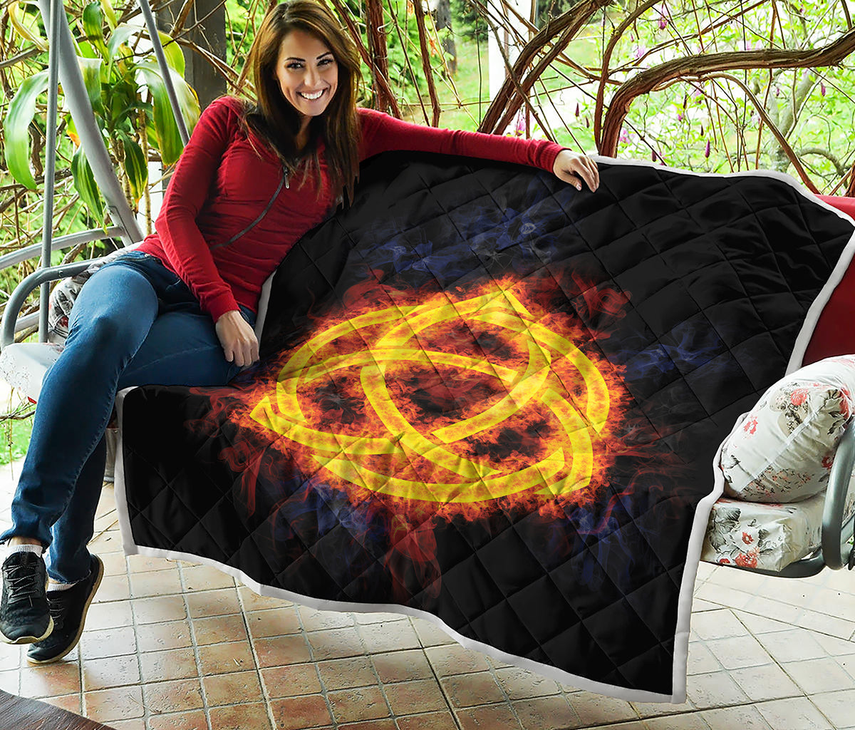Fire Celtic Knot Print Quilt