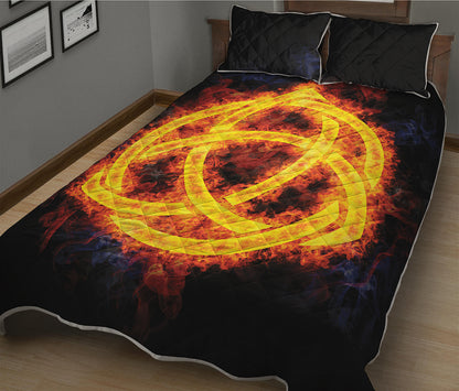 Fire Celtic Knot Print Quilt Bed Set