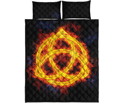 Fire Celtic Knot Print Quilt Bed Set