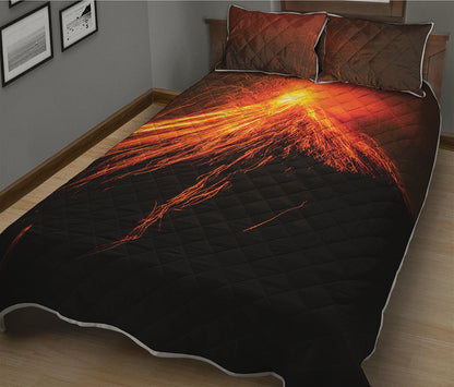 Fire Volcano Print Quilt Bed Set
