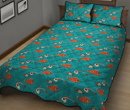 Fish And Jellyfish Pattern Print Quilt Bed Set