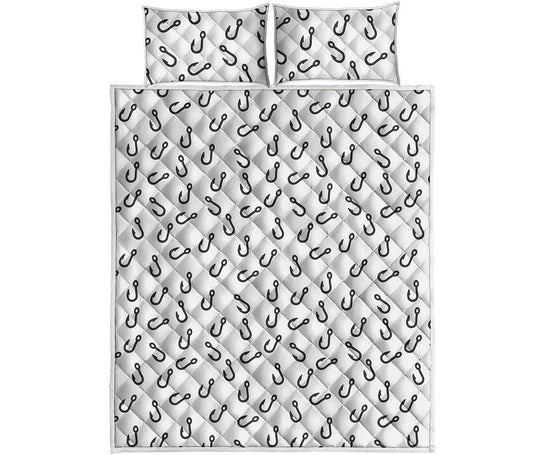 Fish Hook Pattern Print Quilt Bed Set