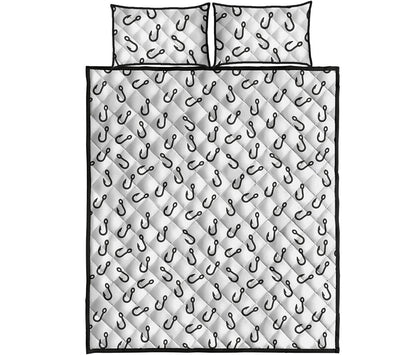 Fish Hook Pattern Print Quilt Bed Set