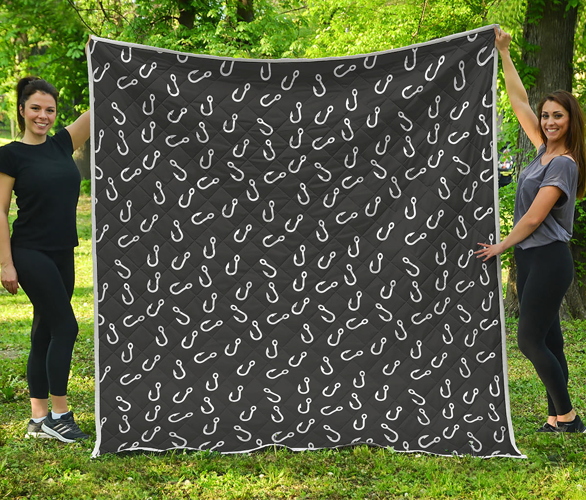 Fishing Hooks Pattern Print Quilt