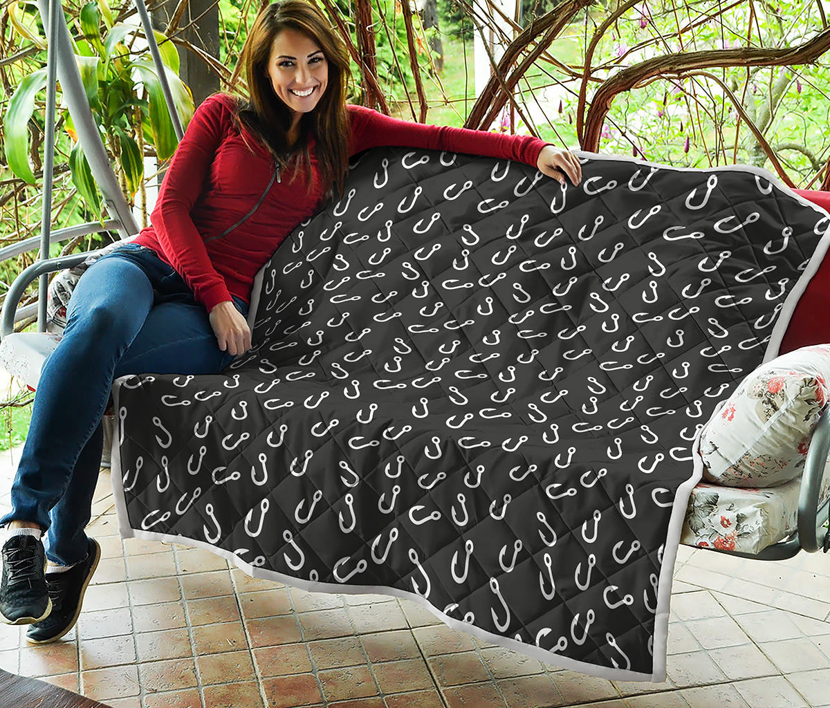 Fishing Hooks Pattern Print Quilt