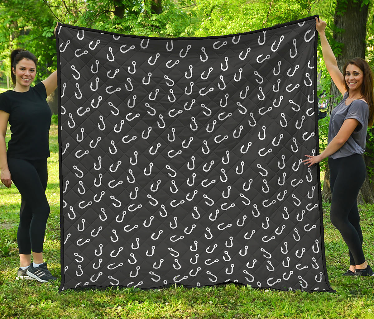 Fishing Hooks Pattern Print Quilt