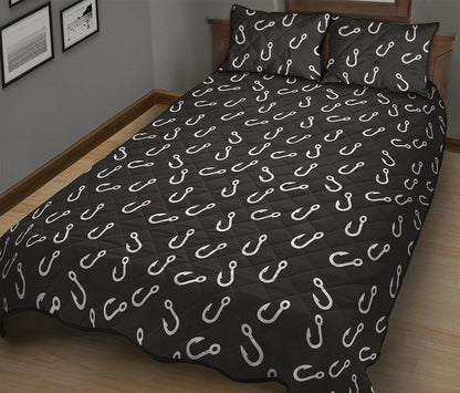 Fishing Hooks Pattern Print Quilt Bed Set