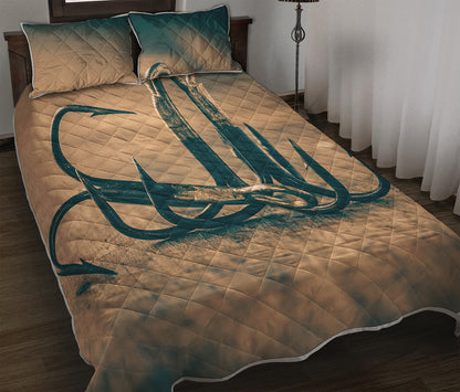 Fishing Hooks Print Quilt Bed Set