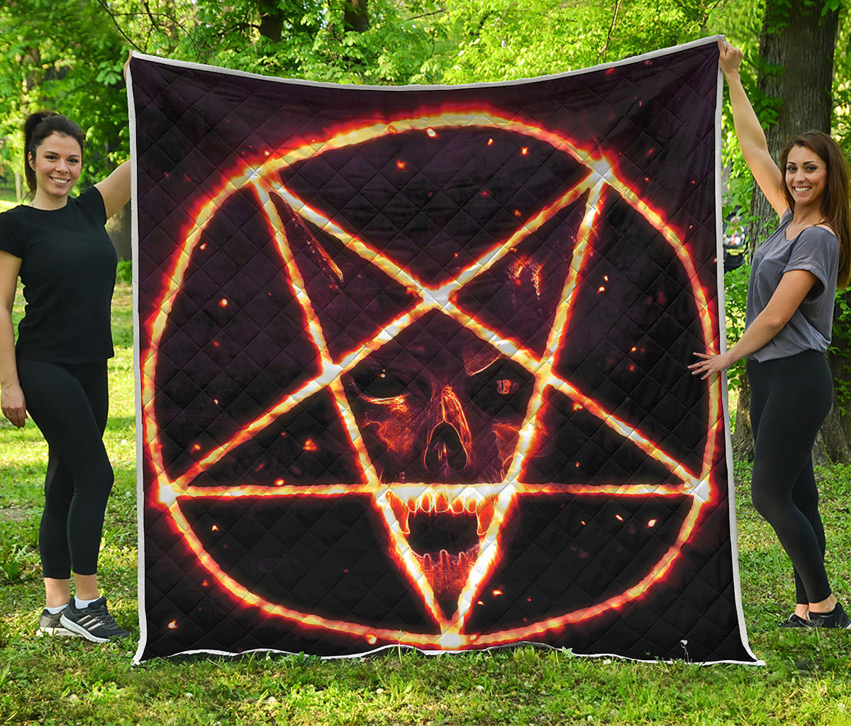 Flame Satanic Pentagram Print Quilt