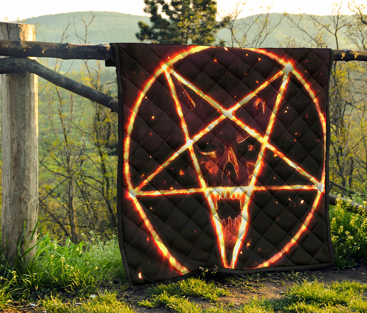 Flame Satanic Pentagram Print Quilt