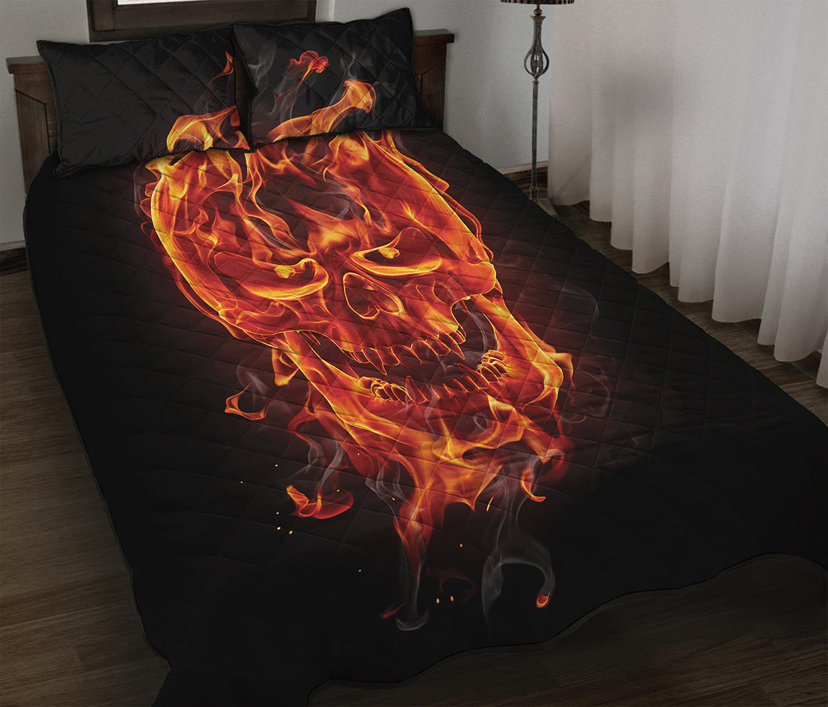 Flaming Evil Skull Print Quilt Bed Set