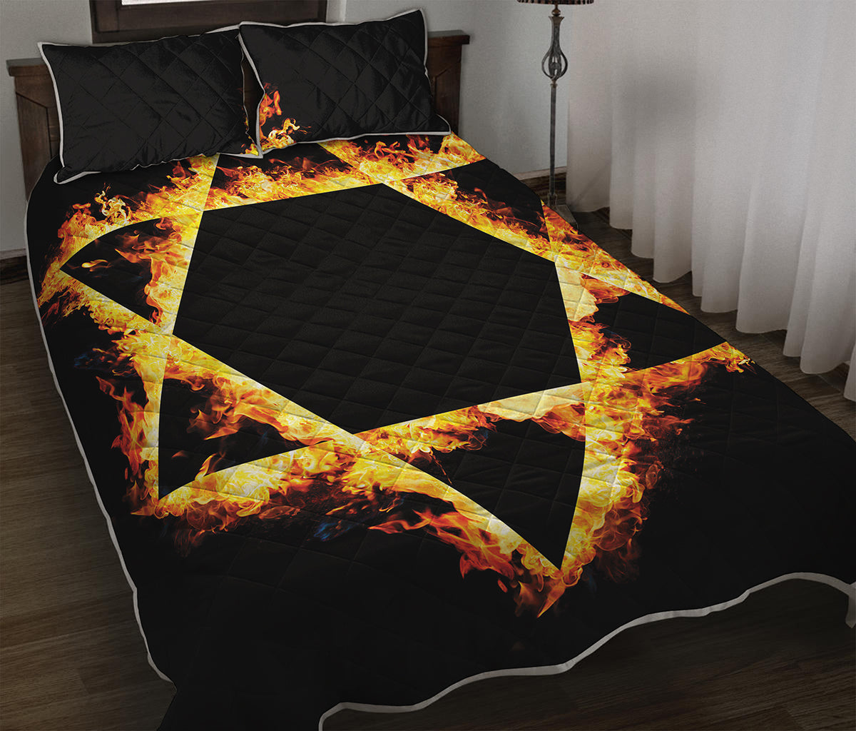 Flaming Star of David Print Quilt Bed Set