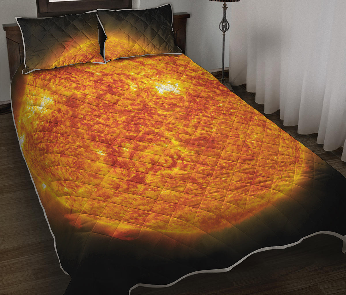 Flaming Sun Print Quilt Bed Set