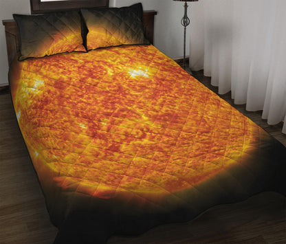 Flaming Sun Print Quilt Bed Set