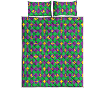 Fleur-De-Lis Mardi Gras Pattern Print Quilt Bed Set
