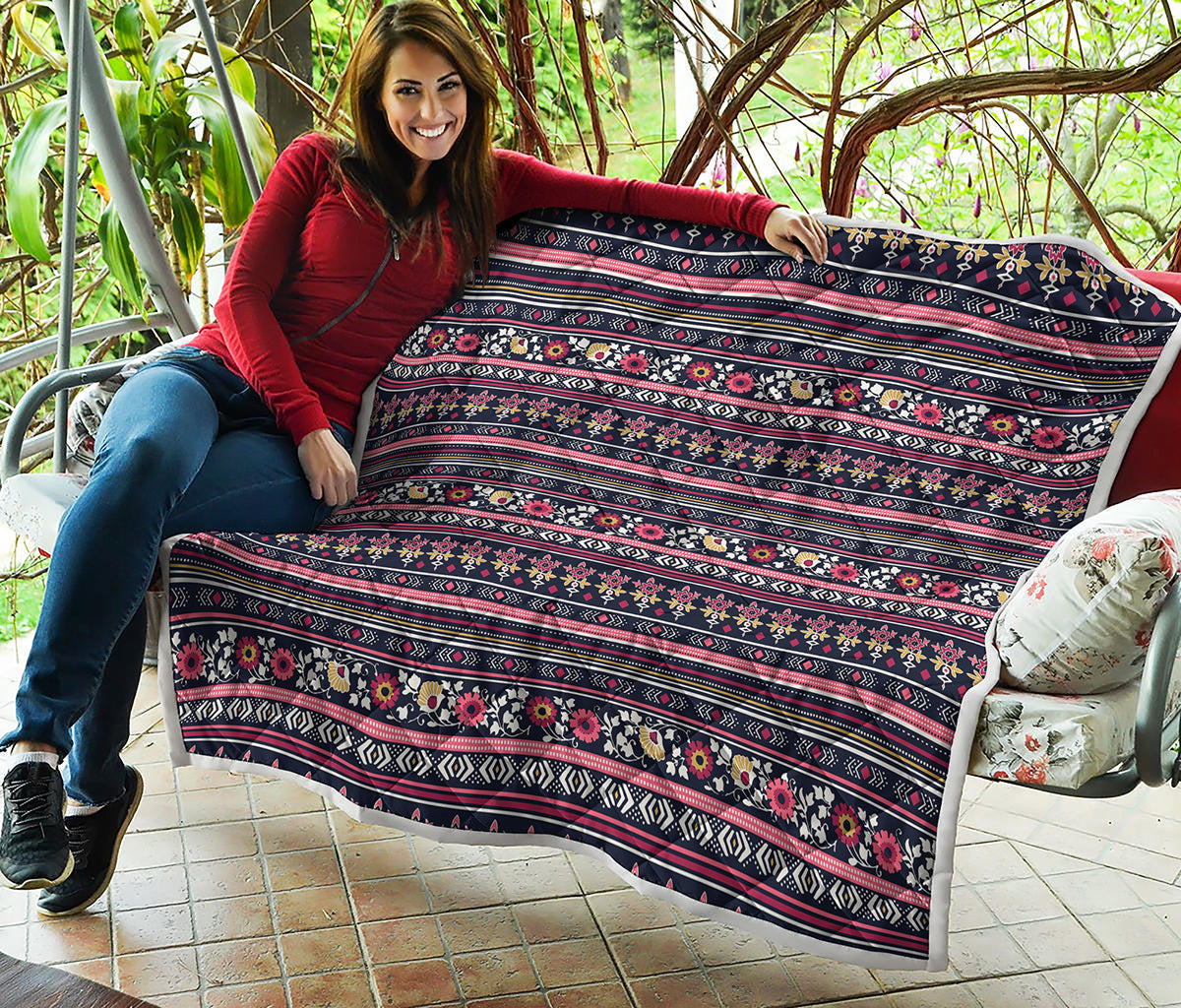 Floral Ethnic Pattern Print Quilt