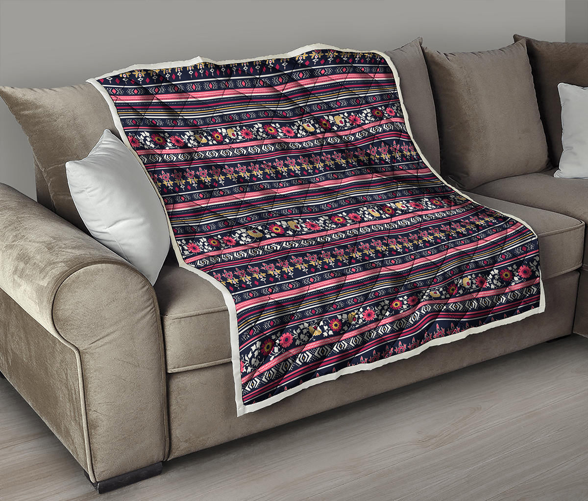 Floral Ethnic Pattern Print Quilt