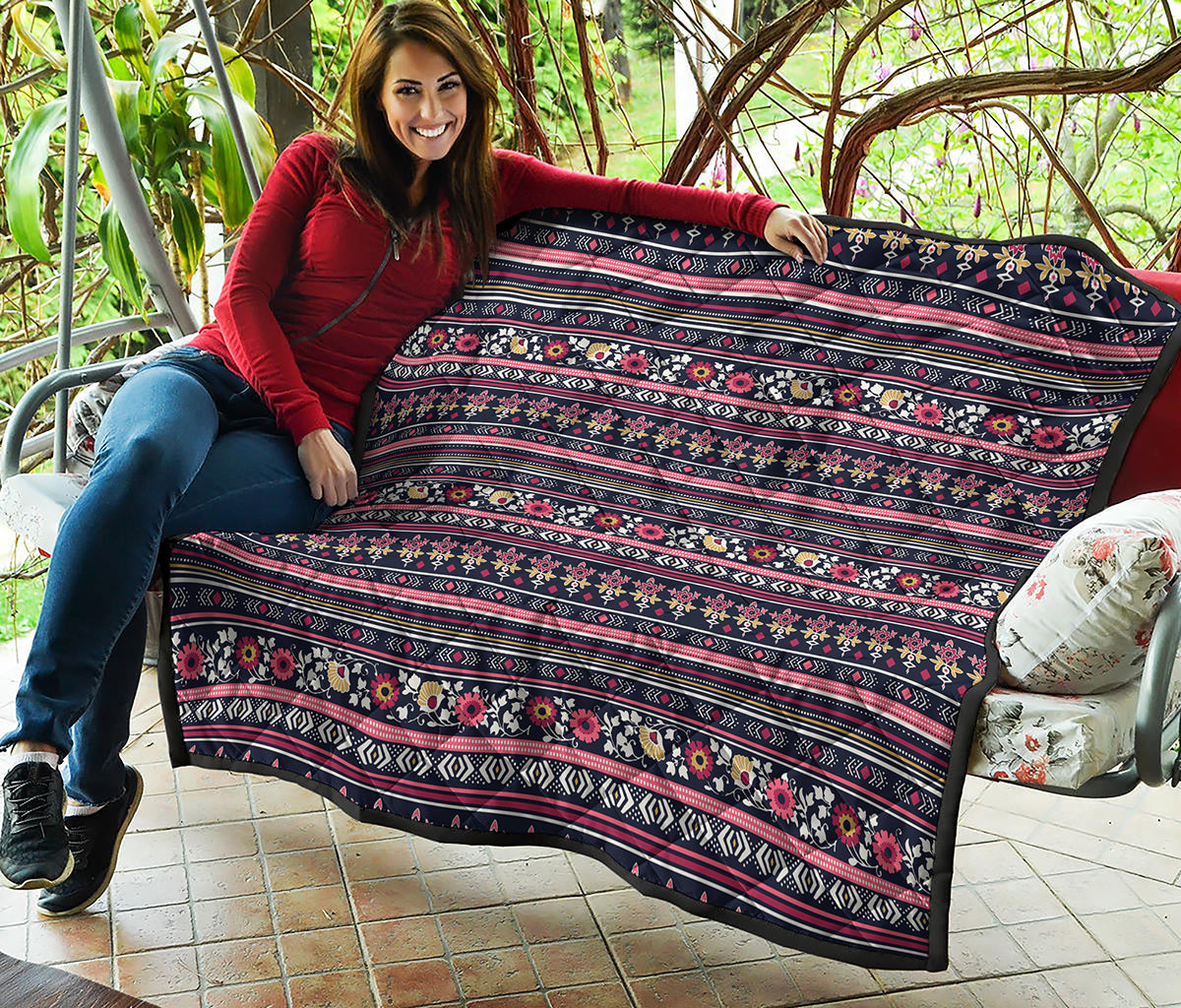 Floral Ethnic Pattern Print Quilt