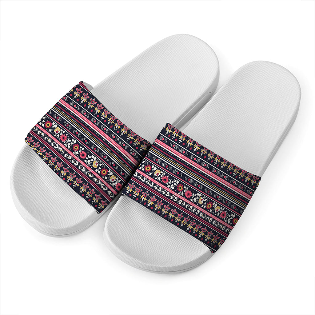 Floral Ethnic Pattern Print White Slide Sandals