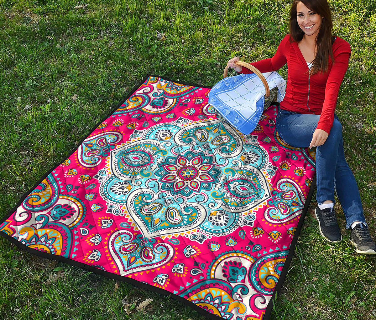 Floral Paisley Mandala Print Quilt