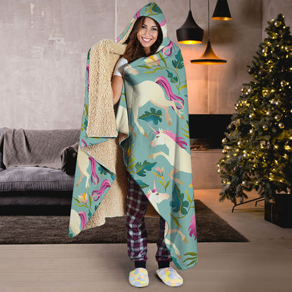 Floral Unicorn Pattern Print Hooded Blanket