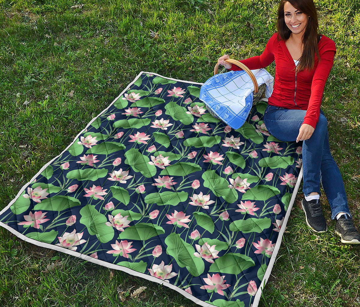 Flower And Leaf Lotus Pattern Print Quilt