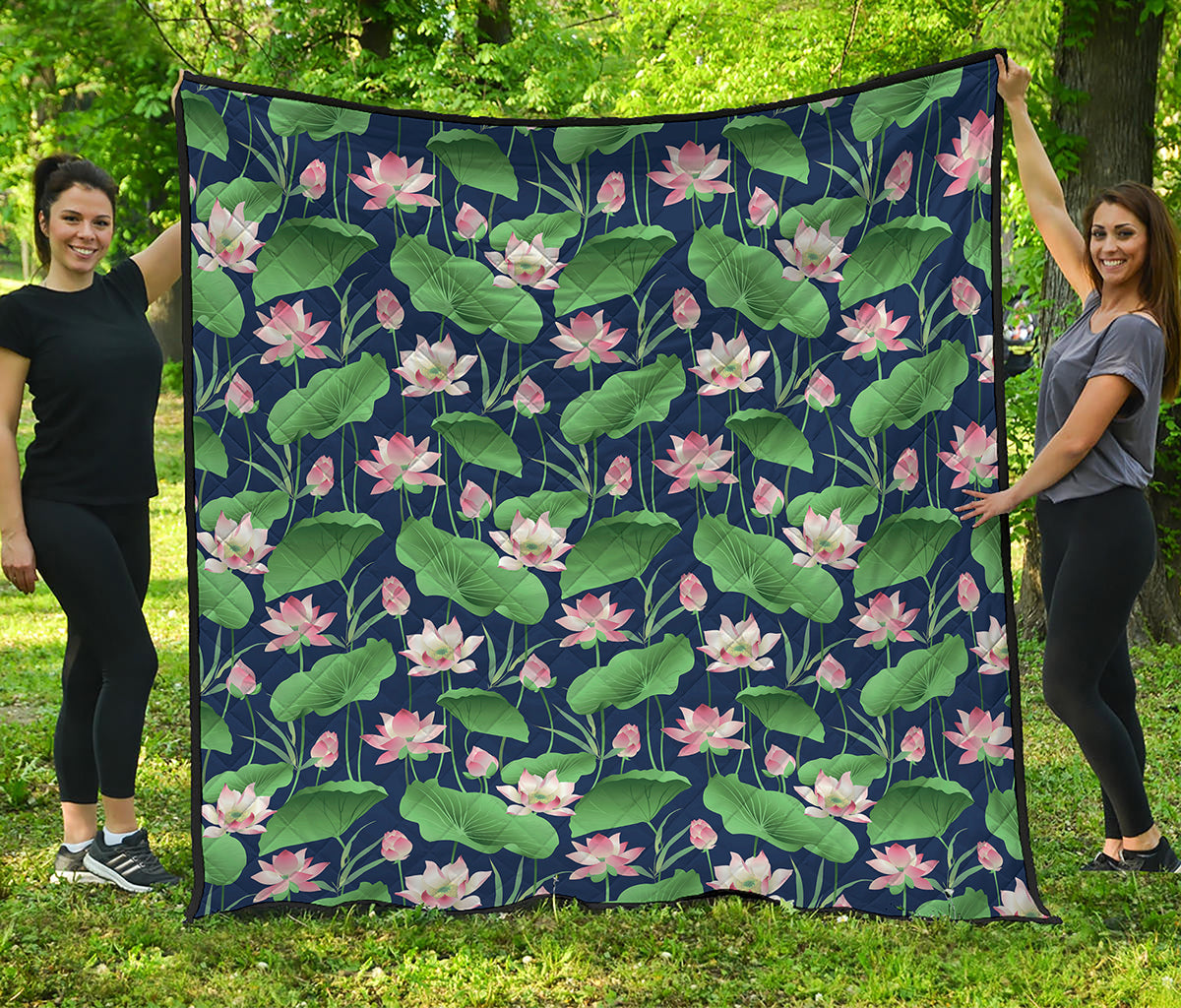 Flower And Leaf Lotus Pattern Print Quilt