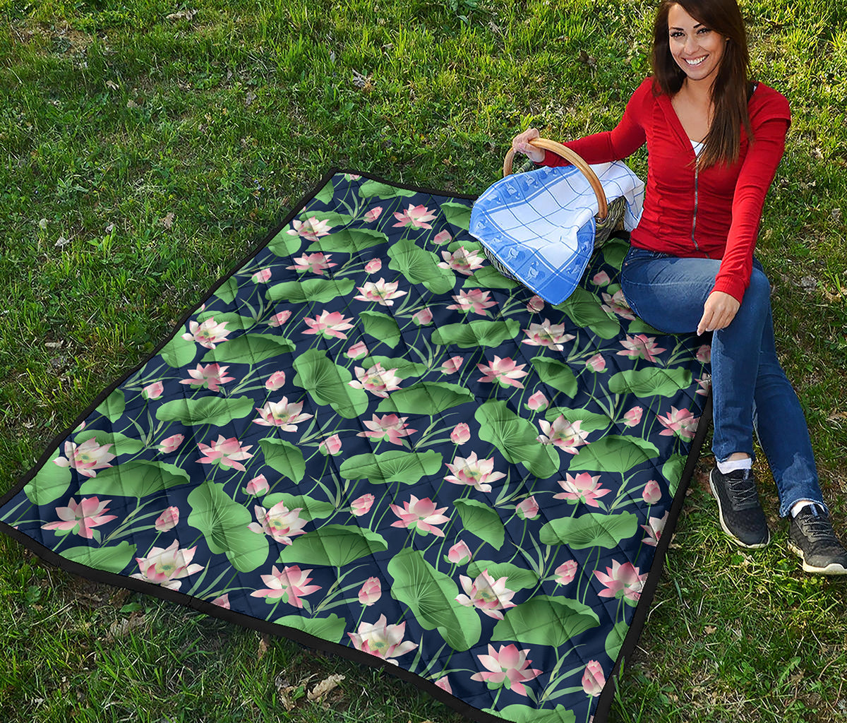 Flower And Leaf Lotus Pattern Print Quilt