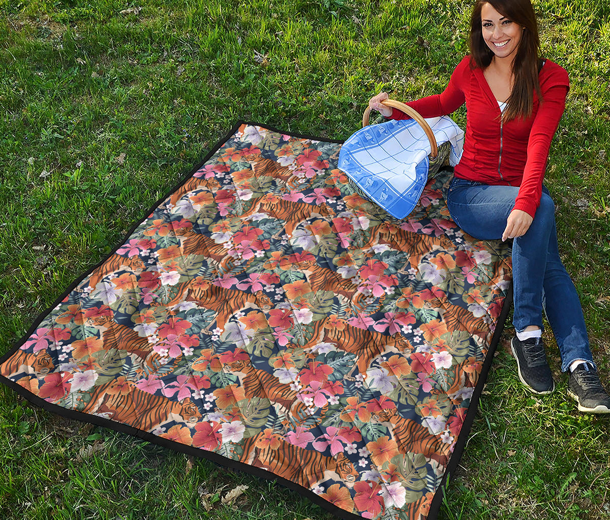 Flower And Tiger Pattern Print Quilt