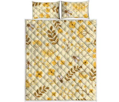 Flower Bee Pattern Print Quilt Bed Set
