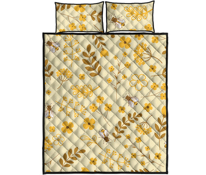Flower Bee Pattern Print Quilt Bed Set
