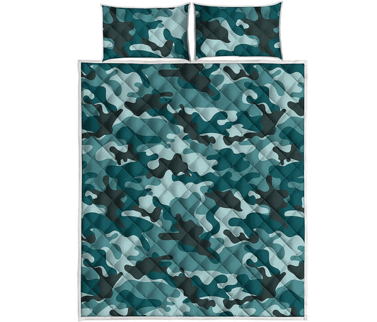 Forest Green Camouflage Print Quilt Bed Set