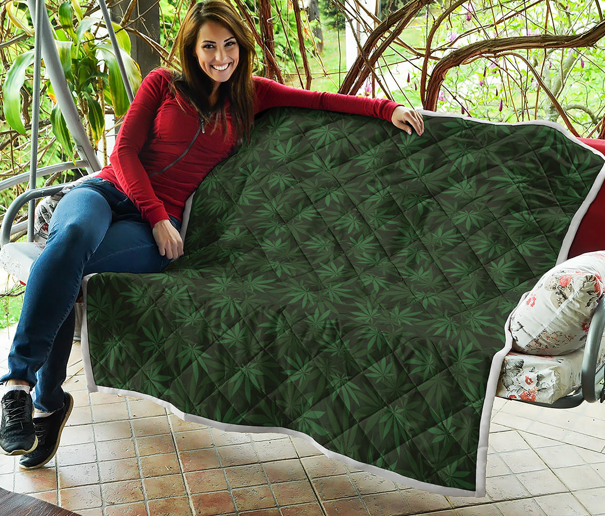 Forest Green Cannabis Leaf Print Quilt