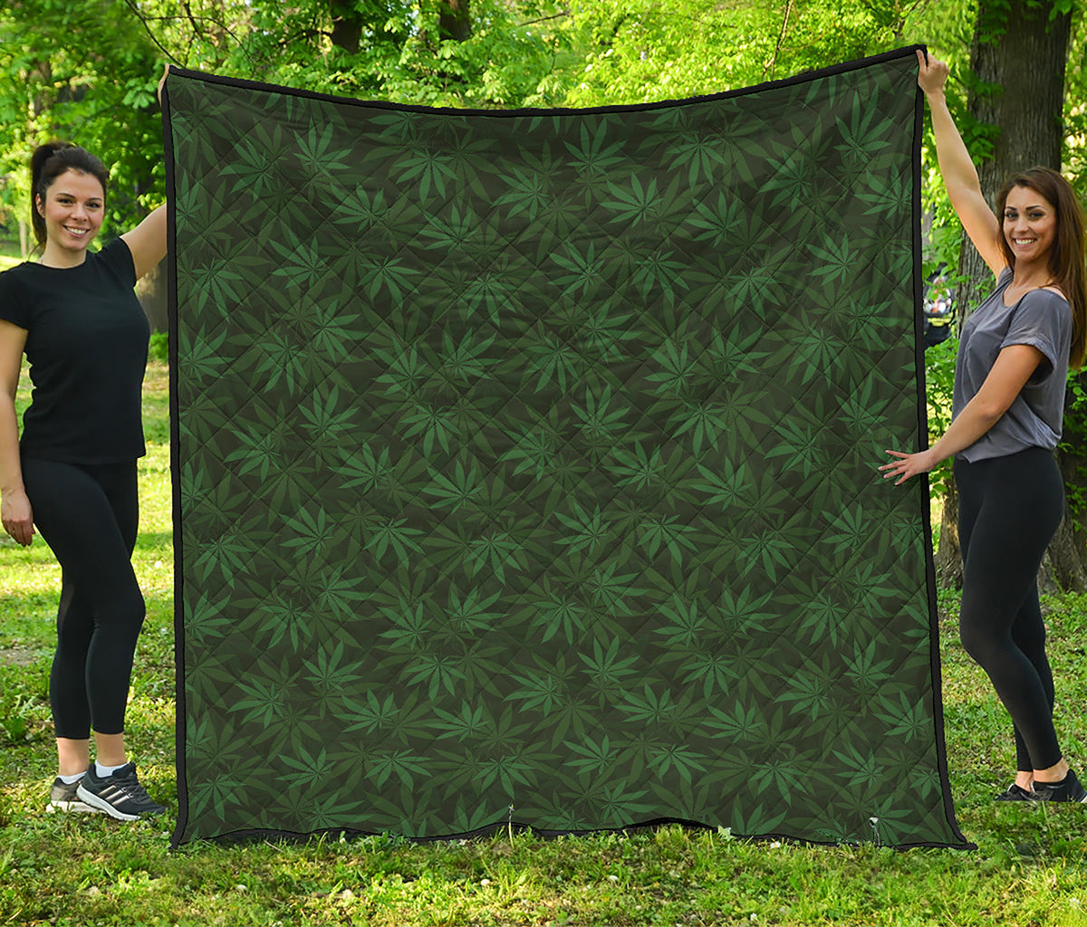 Forest Green Cannabis Leaf Print Quilt