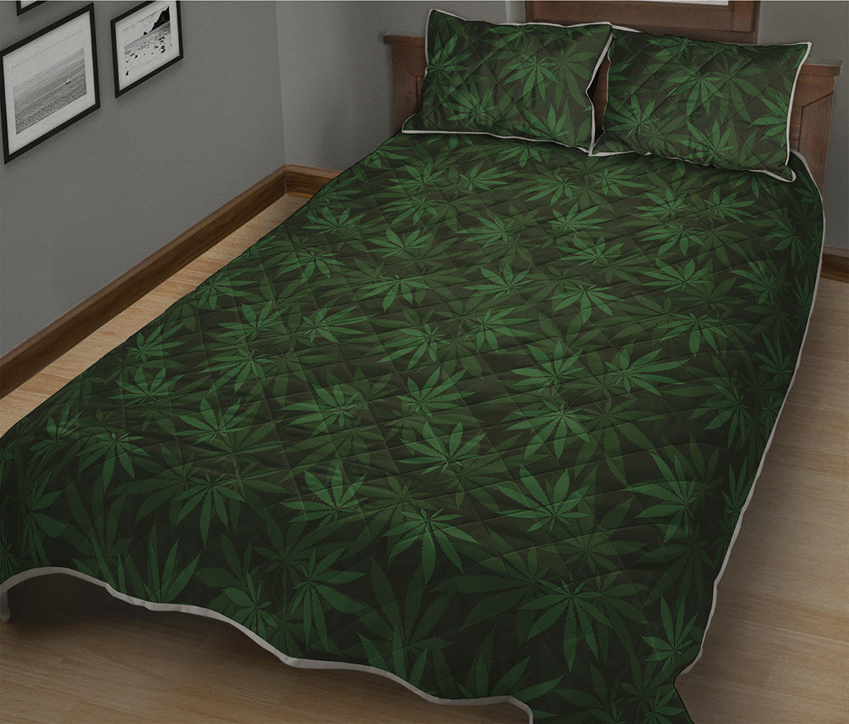 Forest Green Cannabis Leaf Print Quilt Bed Set