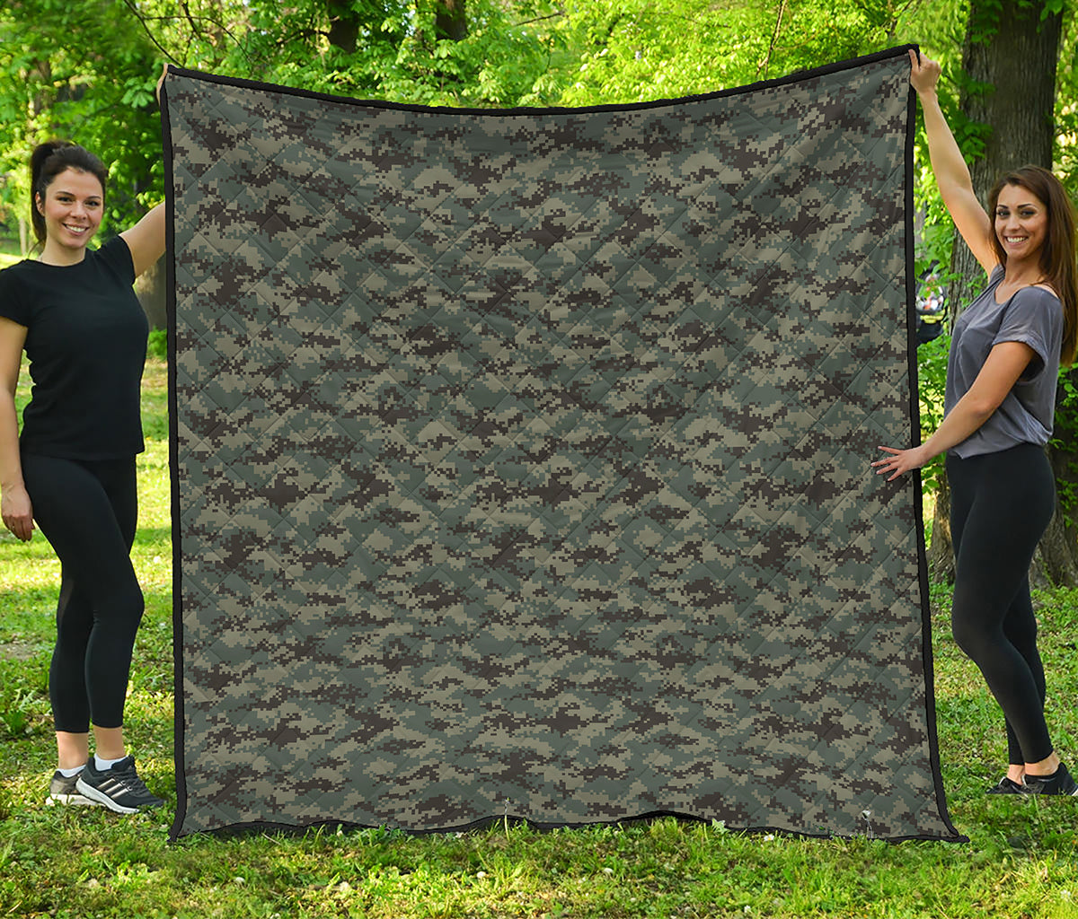 Forest Green Digital Camo Pattern Print Quilt