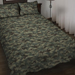 Forest Green Digital Camo Pattern Print Quilt Bed Set