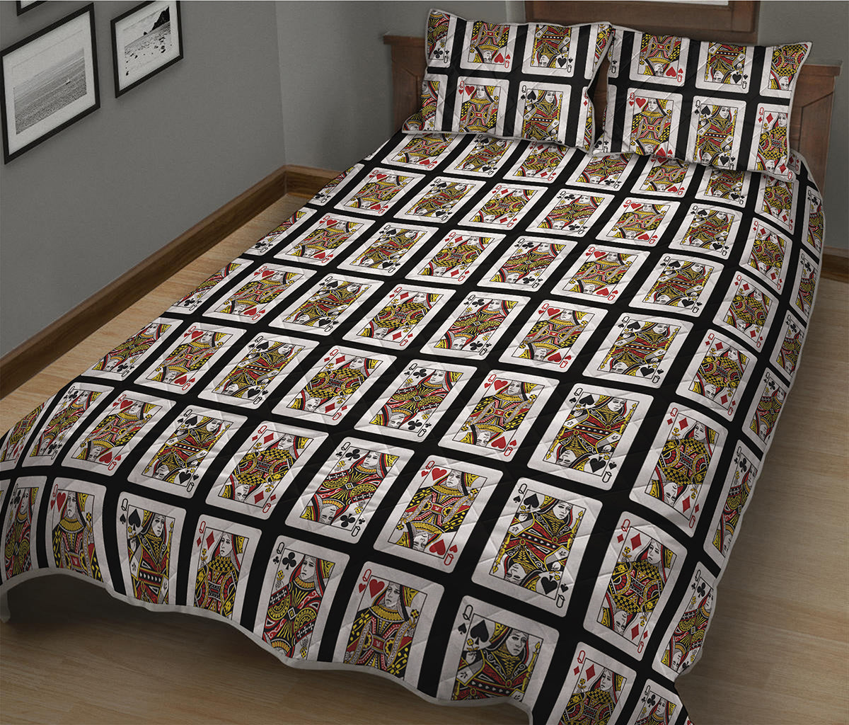 Four Queens Playing Cards Pattern Print Quilt Bed Set
