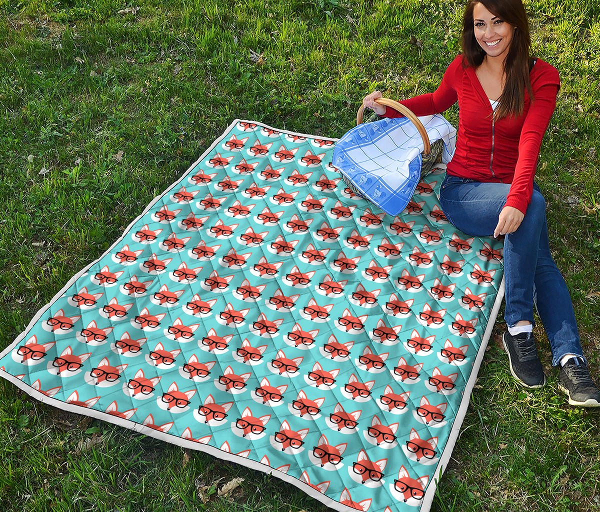 Fox With Glasses Pattern Print Quilt