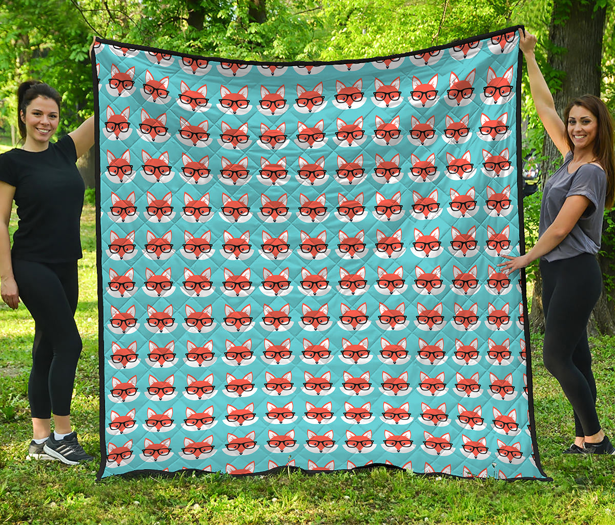 Fox With Glasses Pattern Print Quilt