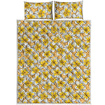 Frangipani Flower Pattern Print Quilt Bed Set