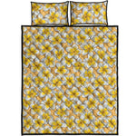 Frangipani Flower Pattern Print Quilt Bed Set
