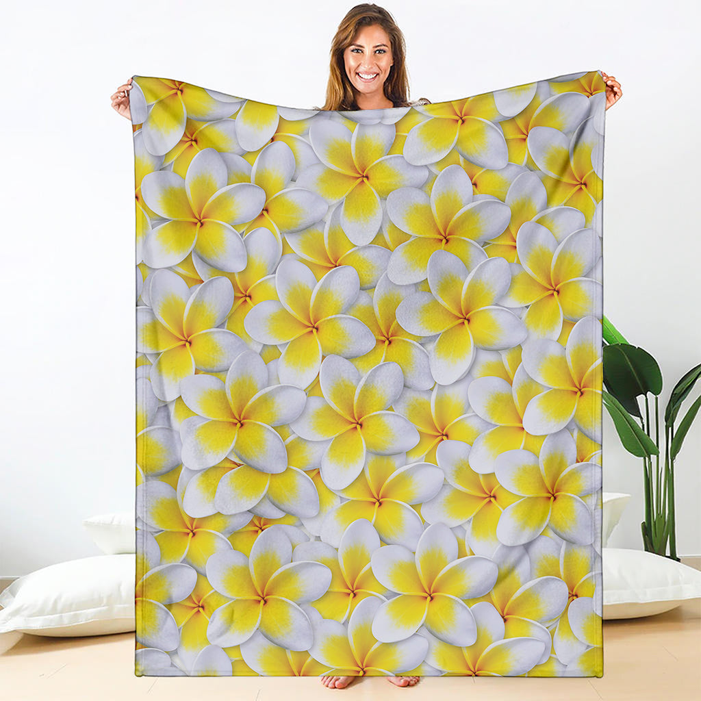 Frangipani Flower Print Blanket