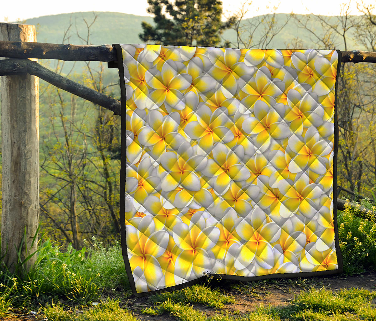 Frangipani Flower Print Quilt