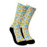 Frangipani On The Water Pattern Print Crew Socks