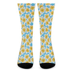 Frangipani On The Water Pattern Print Crew Socks