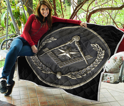 Freemasonry Medal Print Quilt