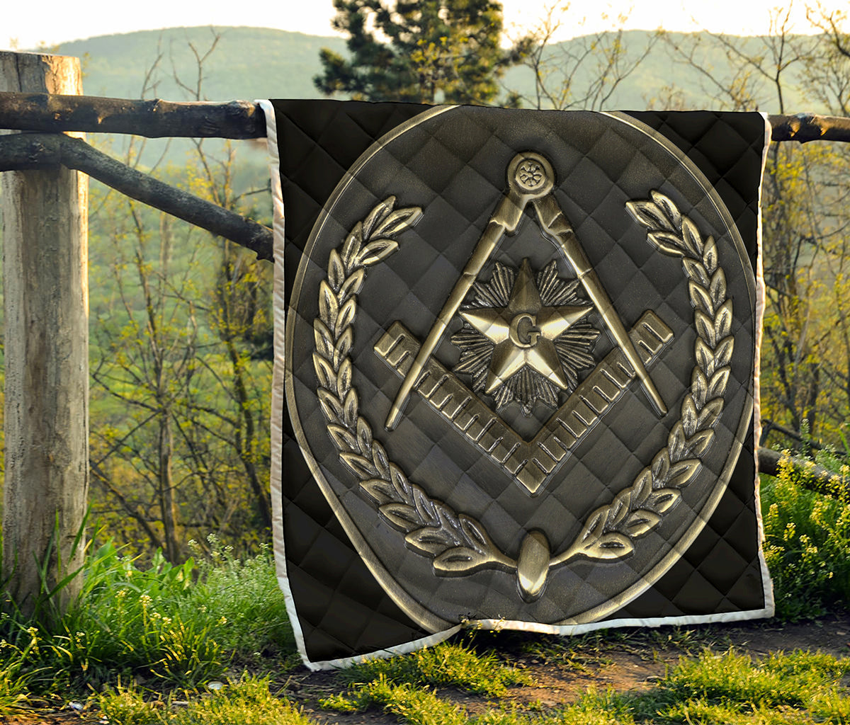 Freemasonry Medal Print Quilt
