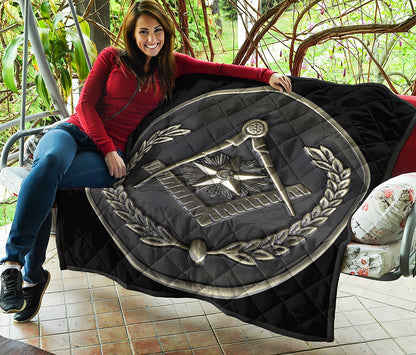 Freemasonry Medal Print Quilt